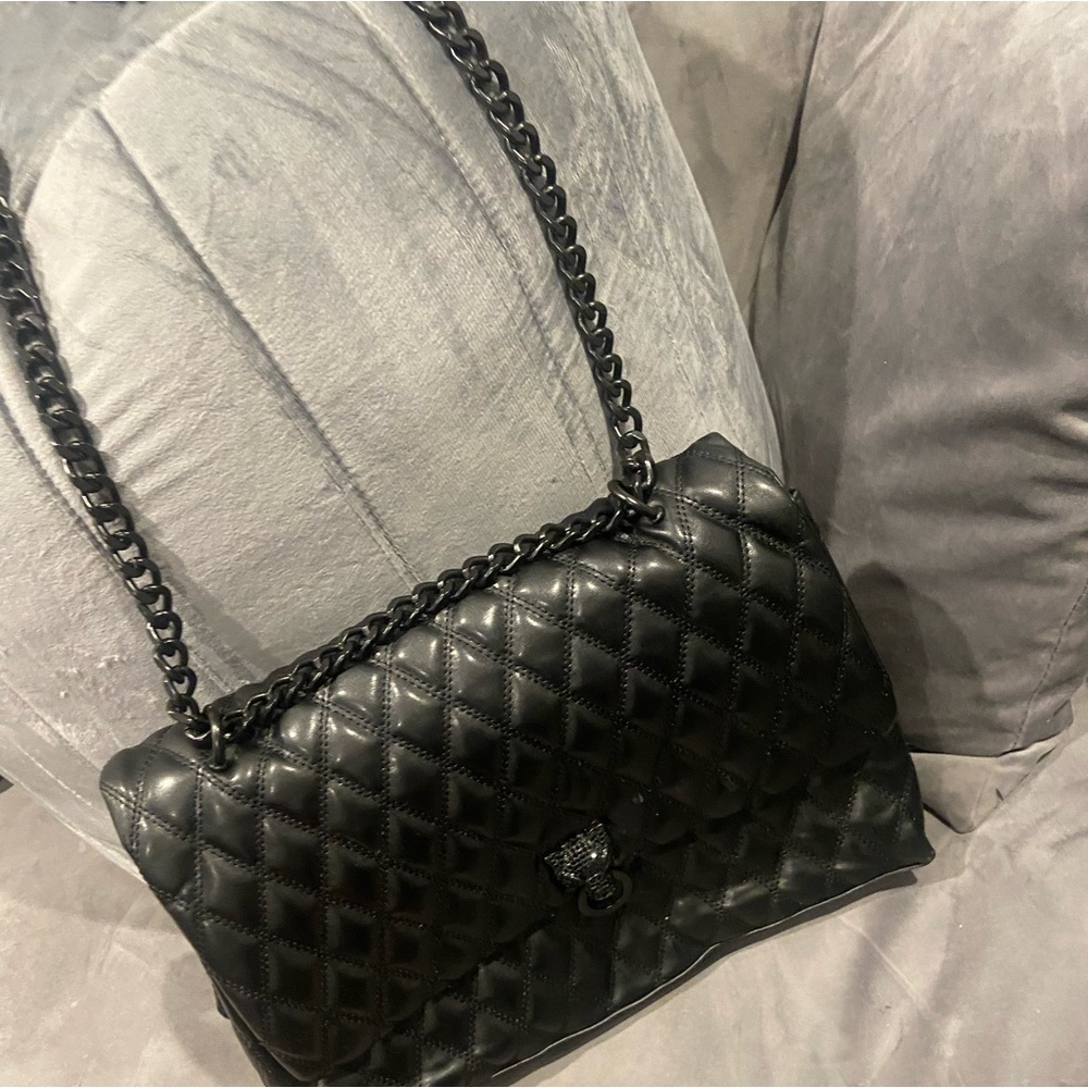 Black Aldo bag look like kg beautiful leather bag black chain